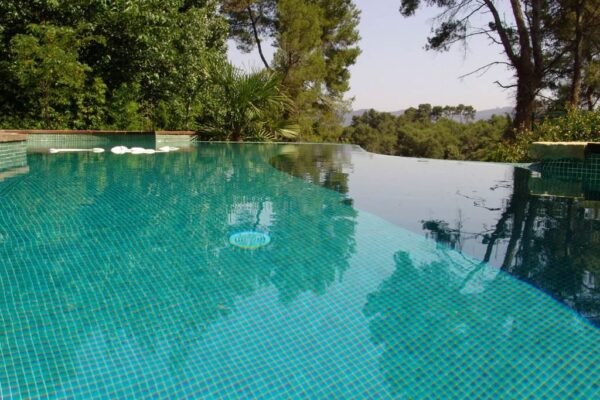 pool tiling perth city beach