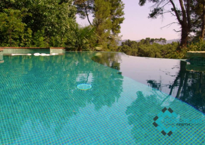 pool tiling perth city beach_wlogo